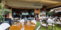 Atmosphère du Restaurant français People Restaurant - Music - Bar - Saint-Laurent-du-Var - n°10