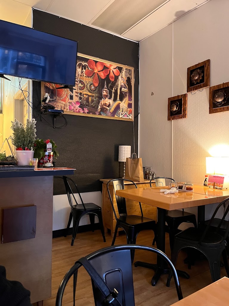 Nine thai kitchen 19130