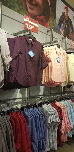 Sportswear Store «Columbia Sportswear Outlet», reviews and photos, 6800 Oxon Hill Rd #600, Oxon Hill, MD 20745, USA