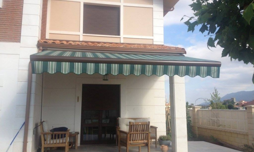 Toldos del Cerro - Empresa de toldos venta y montaje de toldos en Burgos toldos en Medina de Pomar