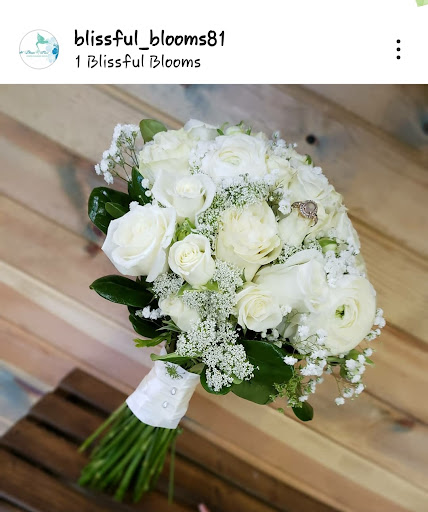 Florist «Blissful Blooms Floral», reviews and photos, 17 East Ave, Monroe, OH 45050, USA