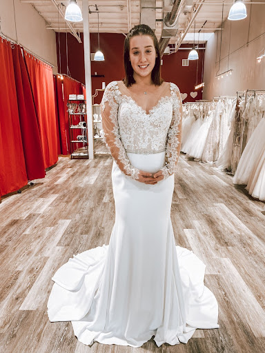 Bridal Shop «GARNET + grace Bridal Boutique», reviews and photos, 1643 Industrial Pkwy W, Hayward, CA 94544, USA