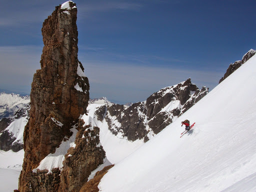 Outdoor Sports Store «Pro Ski and Mountain Service», reviews and photos, 108 W North Bend Way, North Bend, WA 98045, USA