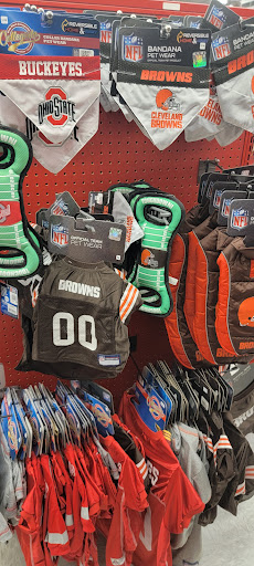 Pet Supply Store «Petco Animal Supplies», reviews and photos, 788 Crossings Rd, Sandusky, OH 44870, USA