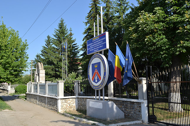 Opinii despre Şcoala Militară de Subofiţeri Jandarmi "Grigore Alexandru Ghica" în <nil> - Școală