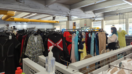 Thrift Store «Goodwill Store», reviews and photos, 23740 El Toro Rd e, Lake Forest, CA 92630, USA