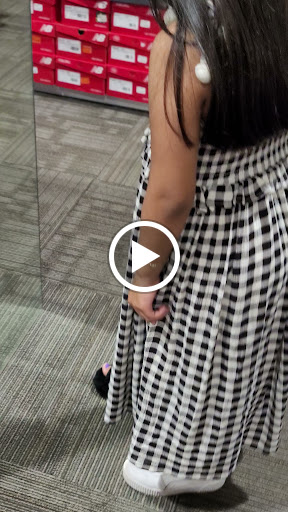 Shoe Store «MetroShoe Warehouse», reviews and photos, 2308 24th Ave NW, Norman, OK 73069, USA