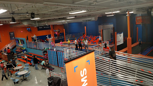 Amusement Center «Sky Zone Trampoline Park», reviews and photos, 4381 Whipple Ave NW, Canton, OH 44718, USA