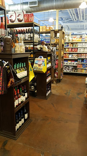 Gourmet Grocery Store «Jekyll Market», reviews and photos, 11 Main St, Jekyll Island, GA 31527, USA