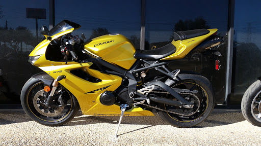 Motorcycle Dealer «Freedom Powersports Farmers Branch», reviews and photos, 13700 N Stemmons Fwy, Farmers Branch, TX 75234, USA