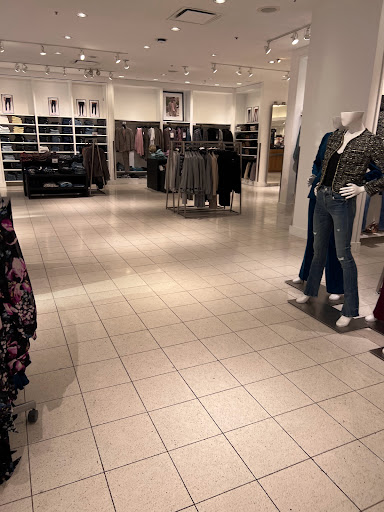 Clothing Store «Express», reviews and photos, 250 Lehigh Valley Mall, Whitehall, PA 18052, USA