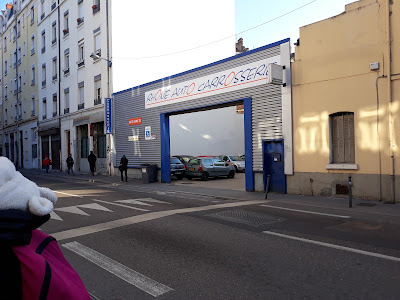 Rhône Auto Carrosserie - mécanique AXIAL à Villeurbanne