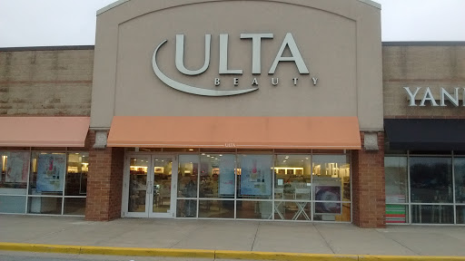 Hair Salon «Ulta Beauty», reviews and photos, 10333 Indianapolis Blvd, Highland, IN 46322, USA