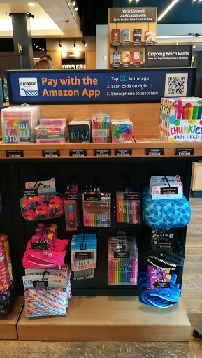 Electronics Store «Amazon Books», reviews and photos, 246 Legacy Pl, Dedham, MA 02026, USA