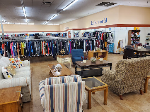 Thrift Store «Goodwill», reviews and photos, 526 W Foothill Blvd, Glendora, CA 91741, USA