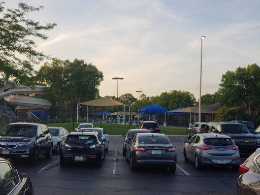 Water Park «Mystic Waters Family Aquatic Center», reviews and photos, 2025 Miner St, Des Plaines, IL 60016, USA