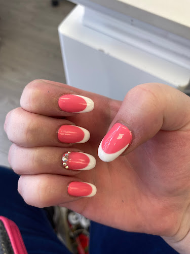 TN Nails and beauty - Stoke-on-Trent