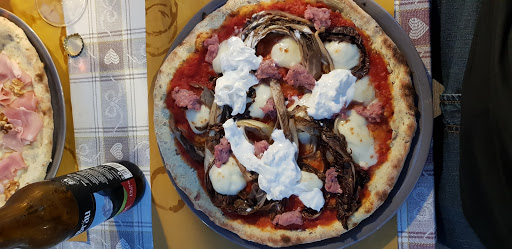 COMPARSA Pizzeria con Birrificio in Baselga di Pinè, Provincia Autonoma di Trento