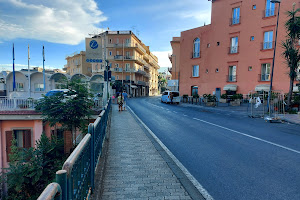 Sorrento Automatic Store