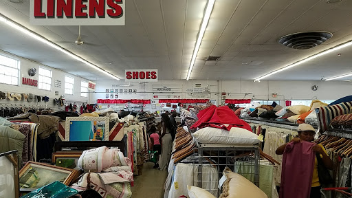 Thrift Store «Red White & Blue Thrift Store», reviews and photos, 12640 NE 6th Ave, Miami, FL 33161, USA