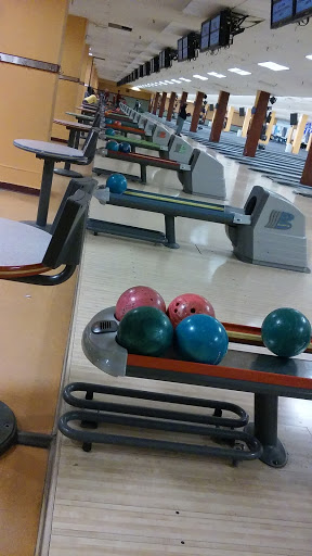 Bowling Alley «Jib Lanes», reviews and photos, 67-19 Parsons Blvd, Flushing, NY 11365, USA