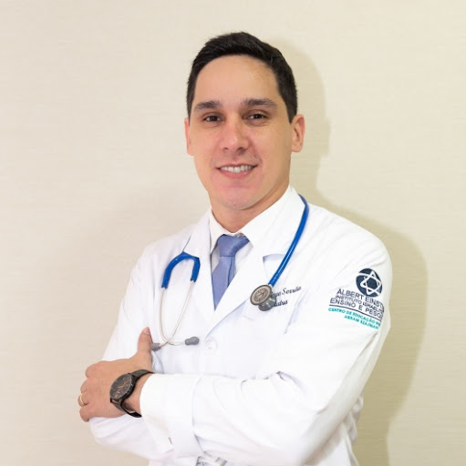 Dr. Diego Serrão, Pediatra