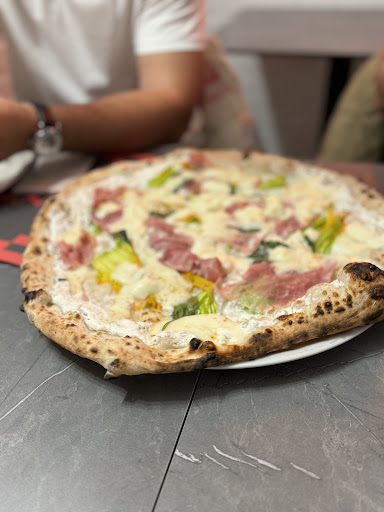 N’Ata Storia - La Pizza di Luca Natola in San Vito dei Normanni, Provincia di Brindisi