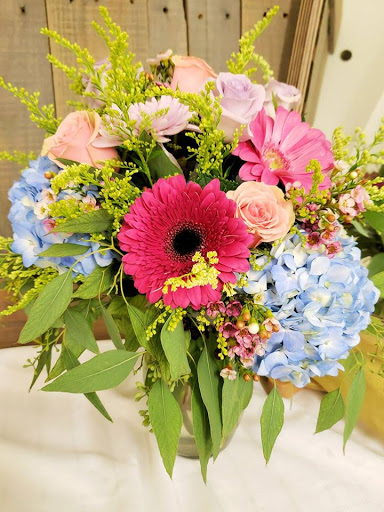 Florist «Flowers by Nancy, too!», reviews and photos, 1208 Ranch Rd 620 S, Lakeway, TX 78734, USA