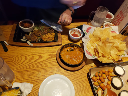 Shopping Mall «Conway Commons Shopping Center», reviews and photos, 310 Conway Blvd, Conway, AR 72034, USA