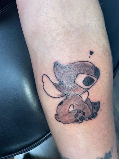 Tattoo Shop «Unlimited Mind Tattoo», reviews and photos, 1121 Texas Ave, Texas City, TX 77590, USA