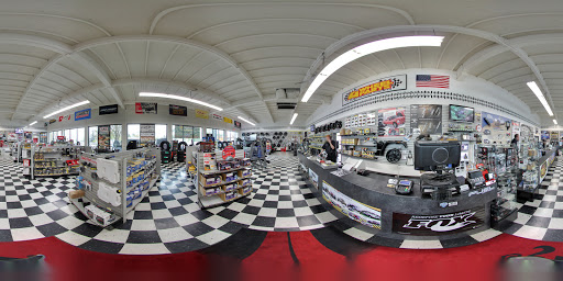 Truck Accessories Store «4 Wheel Parts - Portland - South Tabor», reviews and photos, 2700 SE 82nd Ave, Portland, OR 97266, USA