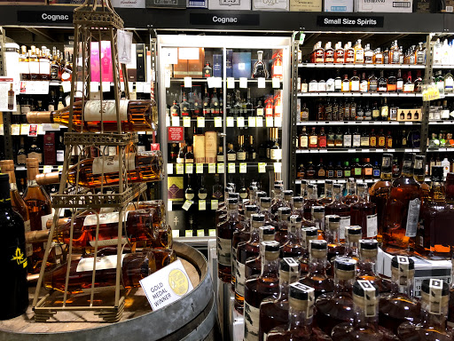 Wine Store «Total Wine & More», reviews and photos, 11 Mystic View Rd, Everett, MA 02149, USA