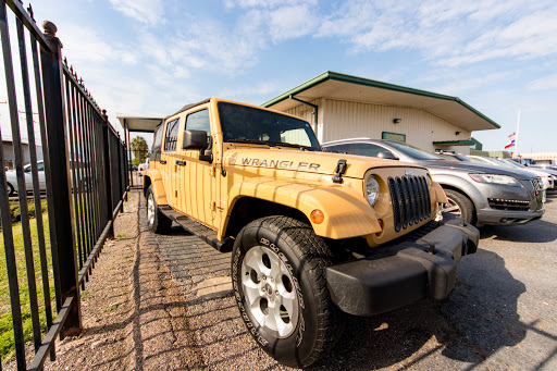 Used Car Dealer «Houston Auto Sales Inc», reviews and photos, 5801 Schumacher Ln, Houston, TX 77057, USA