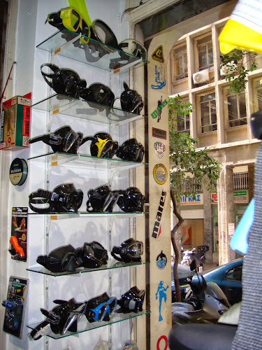 Opinii despre Μαρτίνης Sub în Αθήνα - Αθλητικό είδος