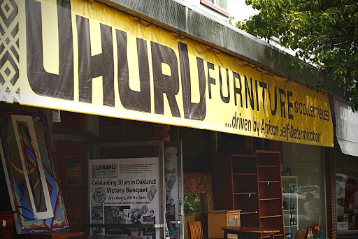 Uhuru Furniture & Collectibles