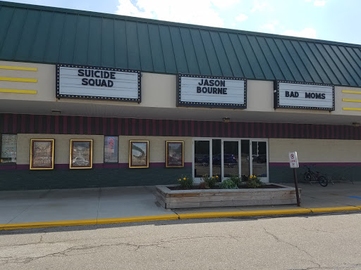 Movie Theater «Riverside Cinemas», reviews and photos, 6746 River Rd, Township of Cottrellville, MI 48039, USA
