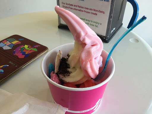 Frozen Yogurt Shop «Zen Beri Frozen Yogurt», reviews and photos, 1241 Point Mallard Pkwy #413, Decatur, AL 35601, USA