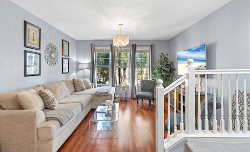 Verso Homes Orange County Real Estate image