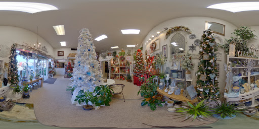 Florist «Country Living Florist & Fine Gifts», reviews and photos, 1309 11th St #105, Arcata, CA 95521, USA