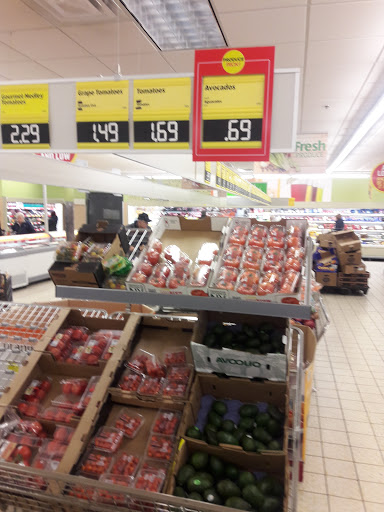 Supermarket «ALDI», reviews and photos, 693 Farmington Ave, New Britain, CT 06053, USA