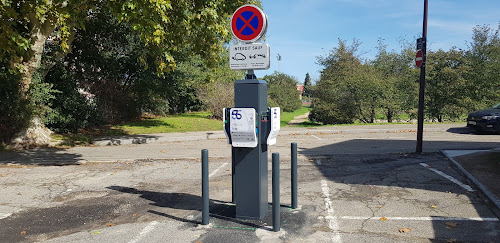 Borne de recharge de véhicules électriques Electric 55 Station de recharge Avignon