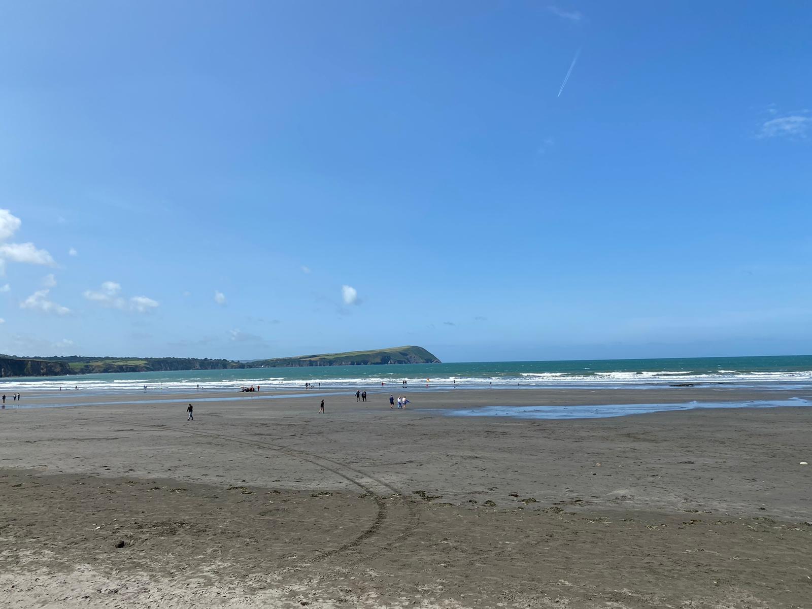 Photo de Newport beach - endroit populaire parmi les connaisseurs de la détente