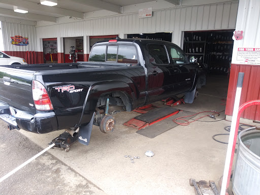 Tire Shop «Les Schwab Tire Center», reviews and photos, 2155 S Roosevelt Dr, Seaside, OR 97138, USA