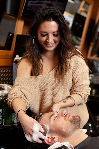 Barber Shop «The Barbers (Peterkort Towne Square)», reviews and photos, 10930 SW Barnes Rd, Portland, OR 97225, USA