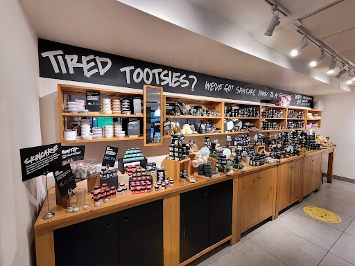Cosmetics Store «Lush», reviews and photos, 1001 Aliceanna St, Baltimore, MD 21202, USA