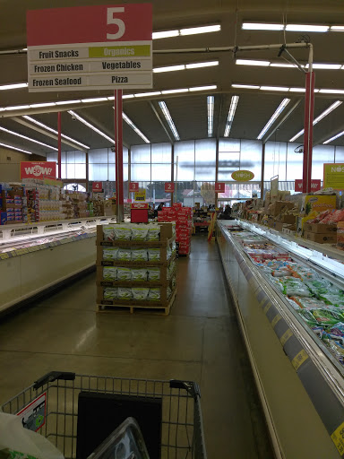 Grocery Store «Grocery Outlet Bargain Market», reviews and photos, 2079 23rd St, San Pablo, CA 94806, USA