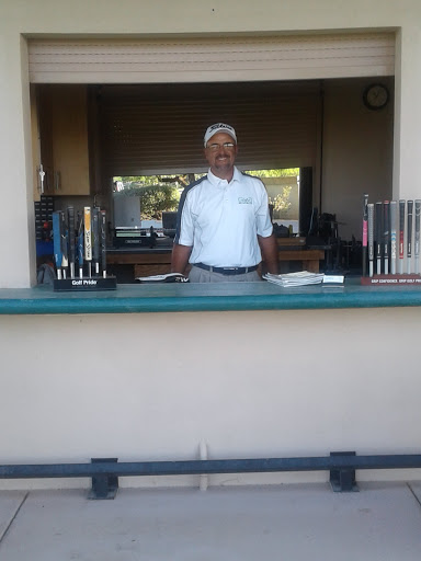 Golf Course «Greenfield Lakes Golf Course», reviews and photos, 2484 E Warner Rd, Gilbert, AZ 85296, USA