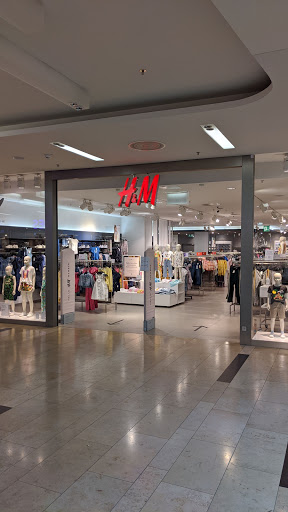 Läden, um Damenhemden in Übergröße zu kaufen Düsseldorf