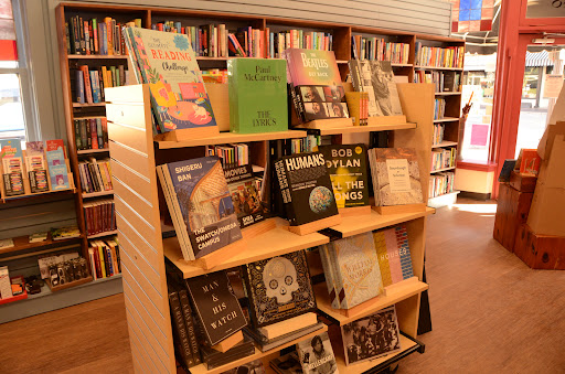 Book Store «Viewpoint Books», reviews and photos, 548 Washington St, Columbus, IN 47201, USA