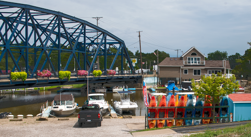 Canoe & Kayak Store «West River Paddle Sports», reviews and photos, 655 W River Rd, Vermilion, OH 44089, USA